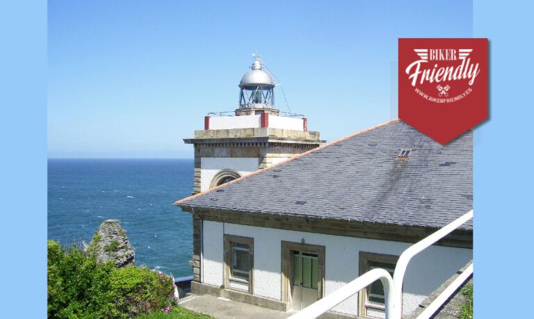 Faro de Luarca 768x459