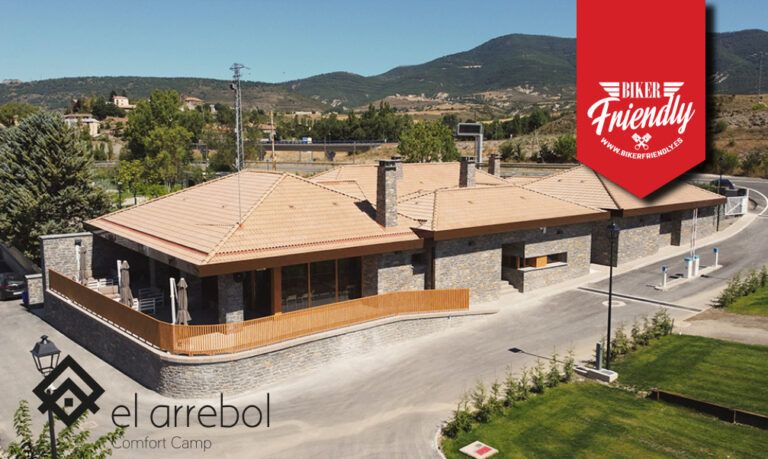 campin arrebol fachada 768x459