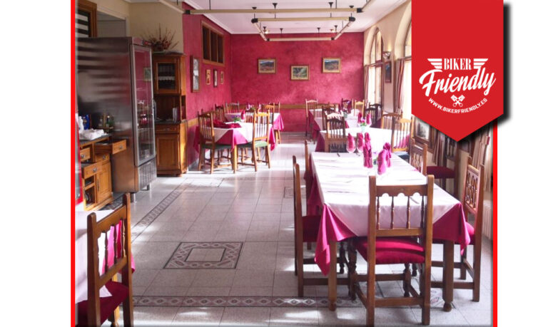 hostal sainz comedor 768x459