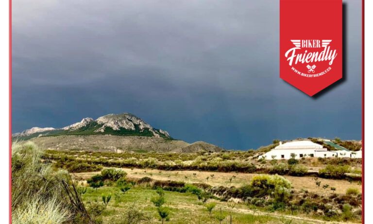 cave holidays 8 768x461