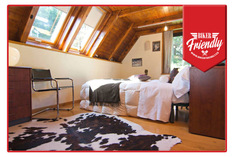 casa lola pirene 2 768x515